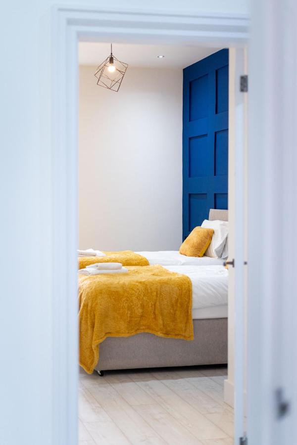 Cheerful West End Apartment: Cozy 2-Bedroom Near Glasgow City Centre Exterior photo